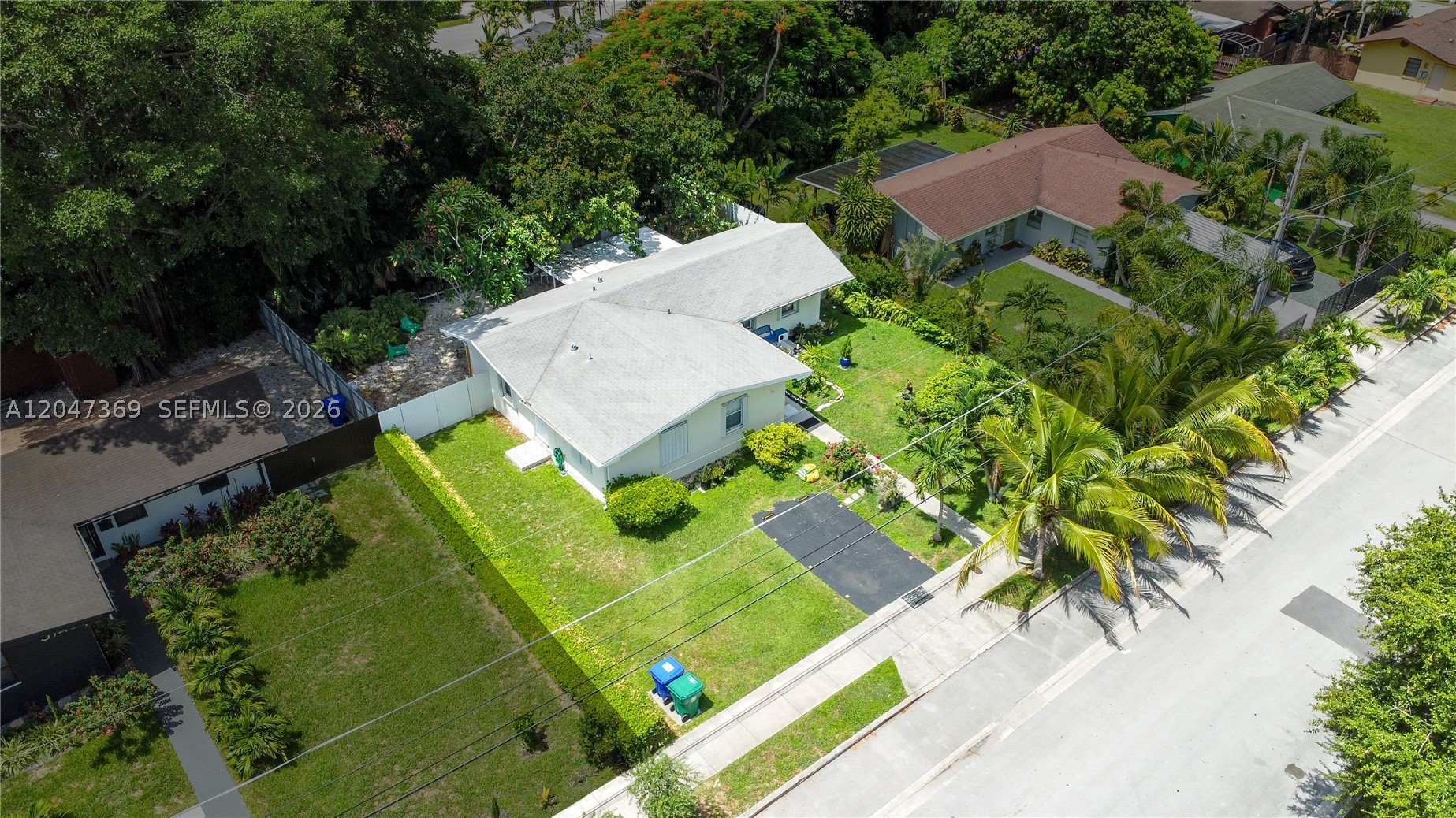 3750 Percival Ave Miami, FL 33133