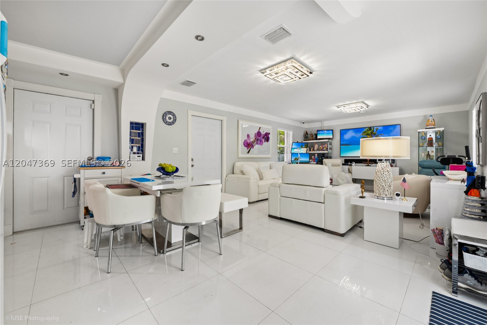3750 Percival Ave Miami, FL 33133