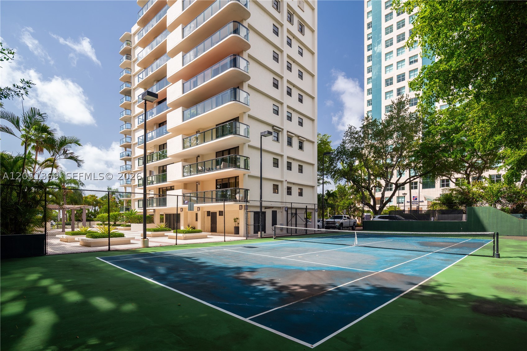 2575 S Bayshore Dr #5B Coconut Grove, FL 33133