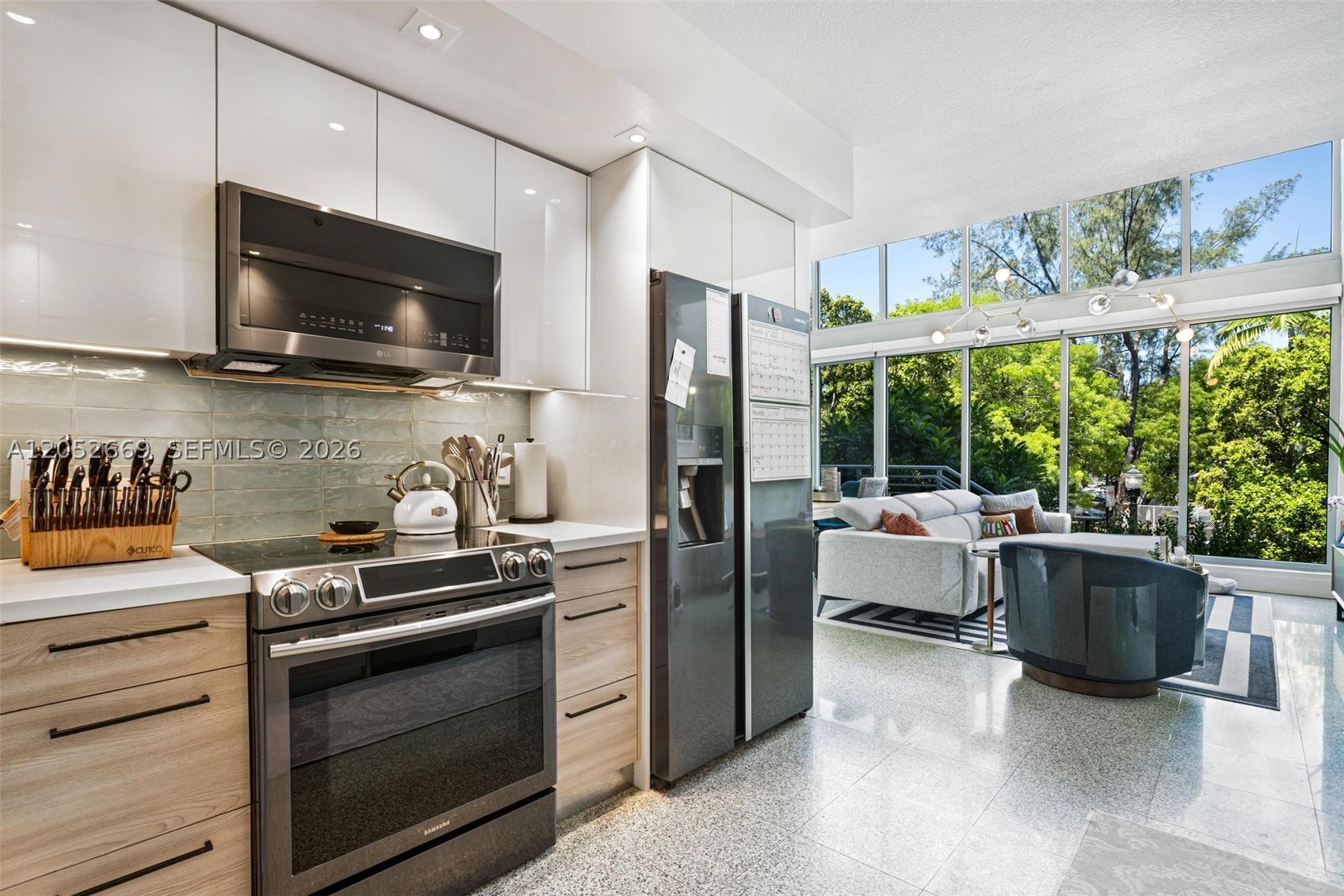245 Michigan Ave #LG-5 Miami Beach, FL 33139