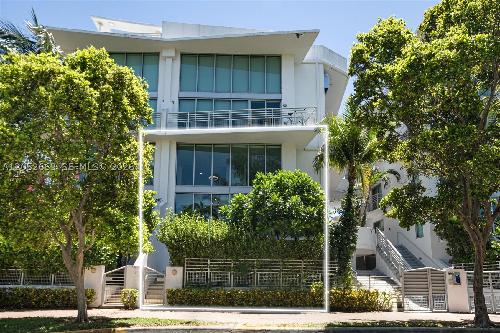 245 Michigan Ave #LG-5 Miami Beach, FL 33139