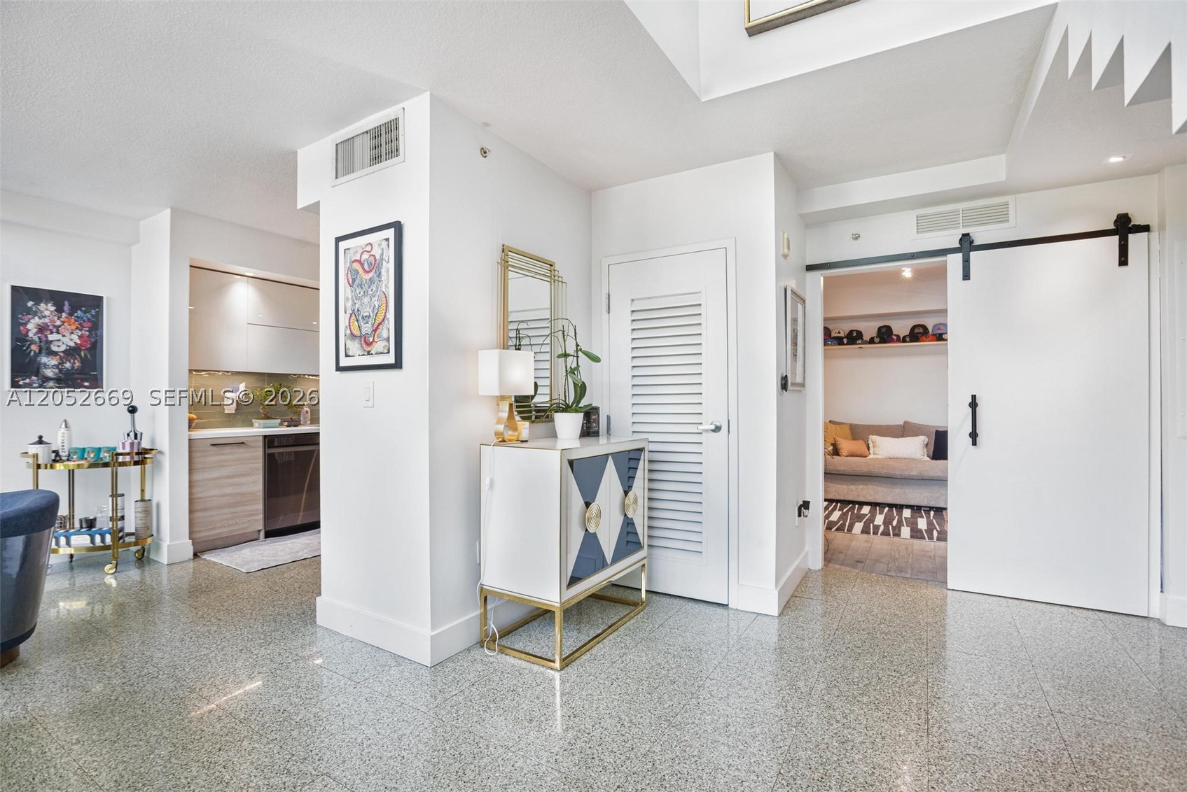 245 Michigan Ave #LG-5 Miami Beach, FL 33139