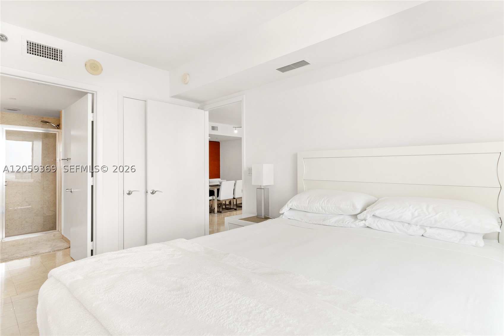 image Beach Club 317