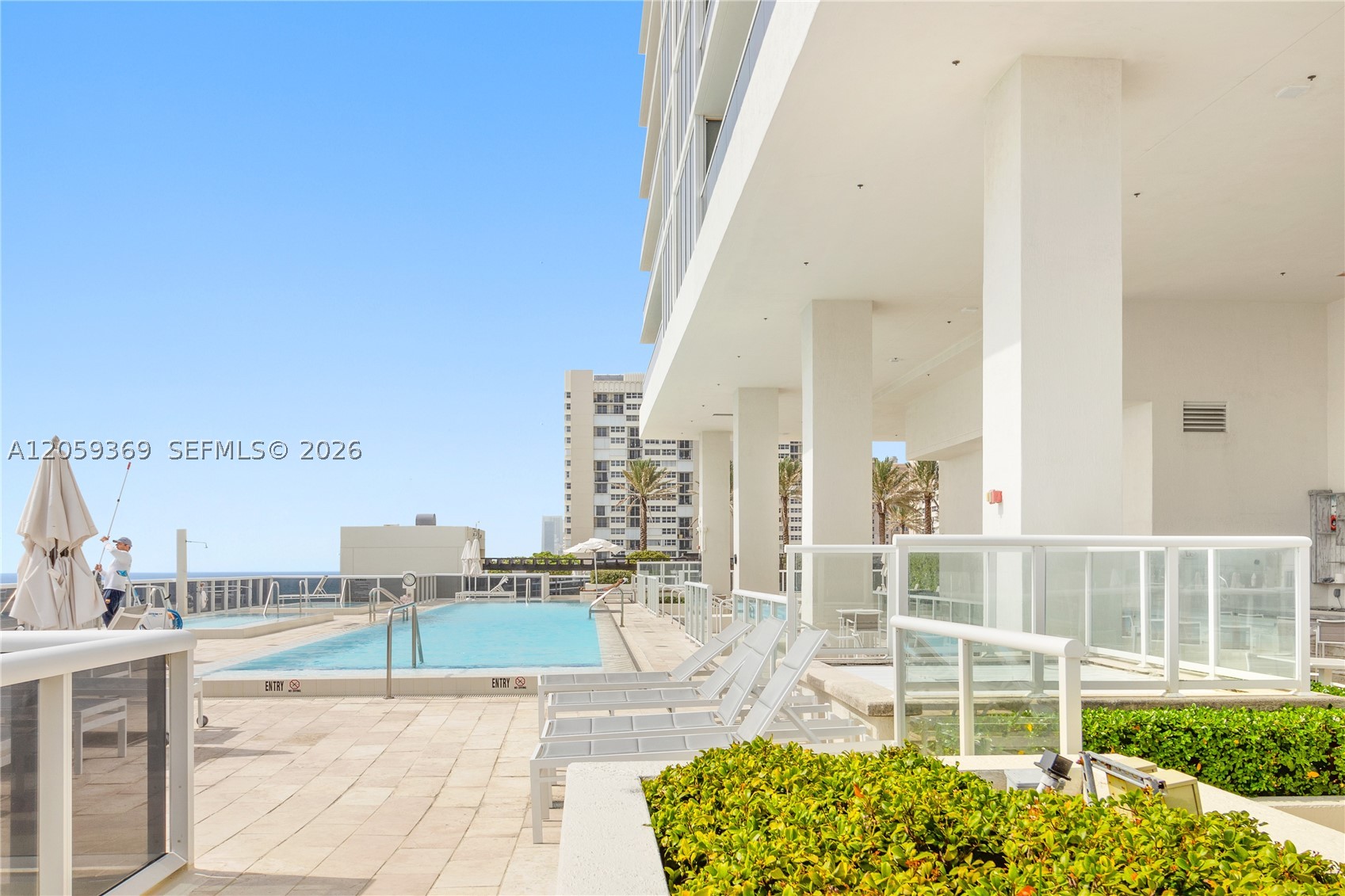 image Beach Club 326