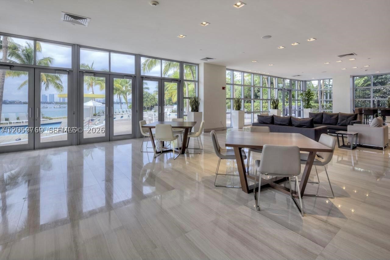 image The Waverly at South Beach22