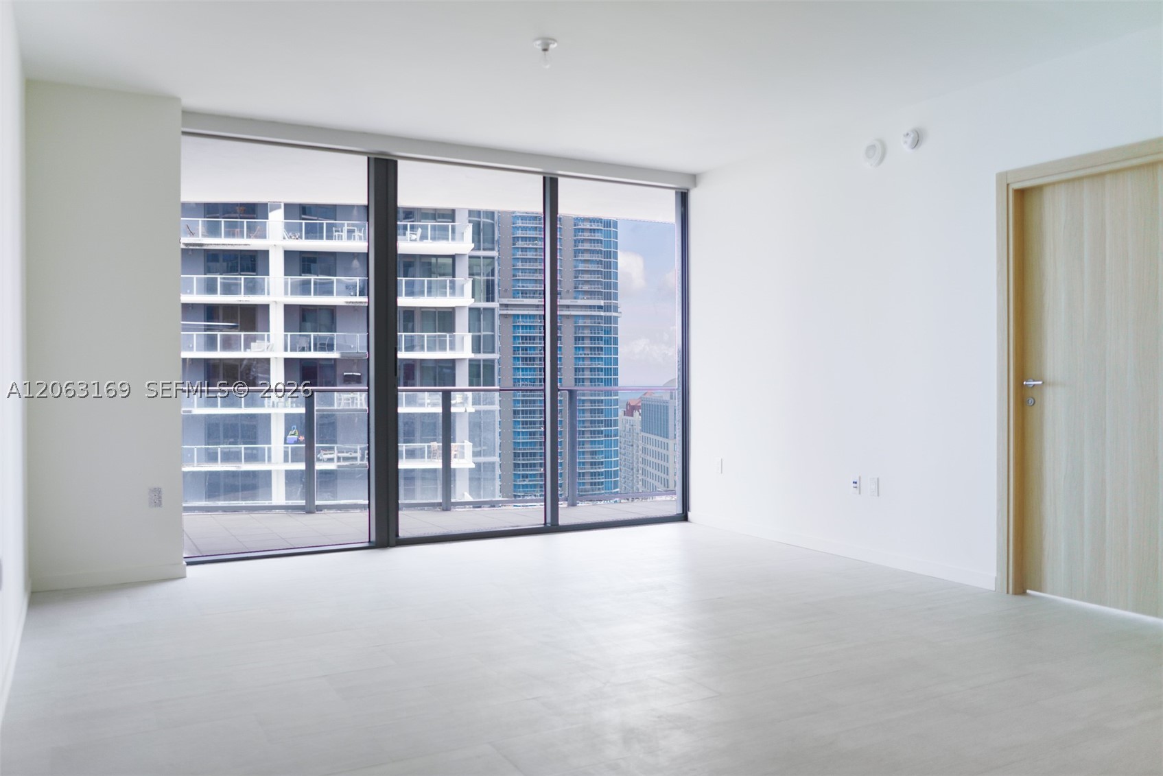 image Brickell Flatiron4