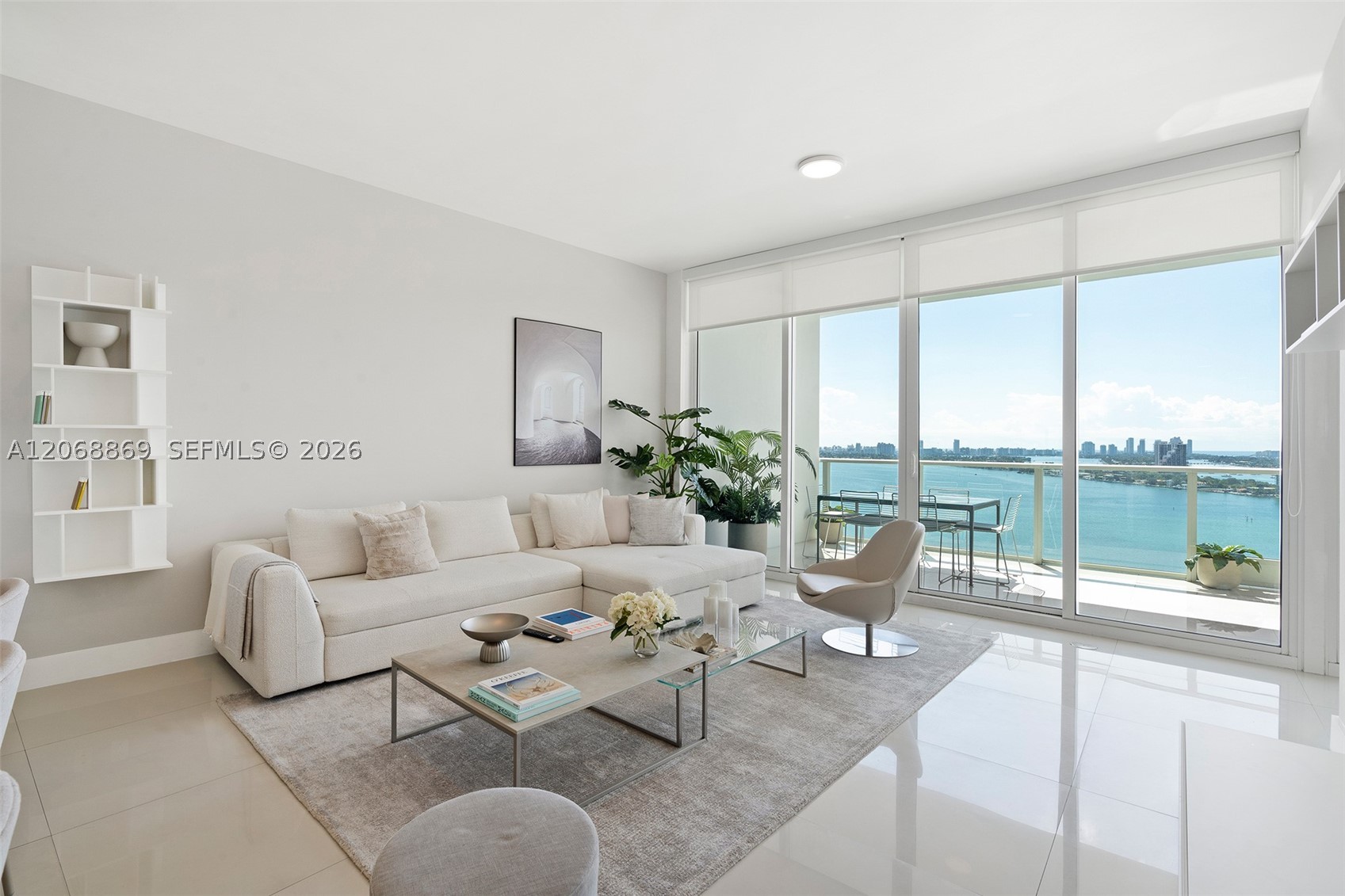 image Paramount Bay14