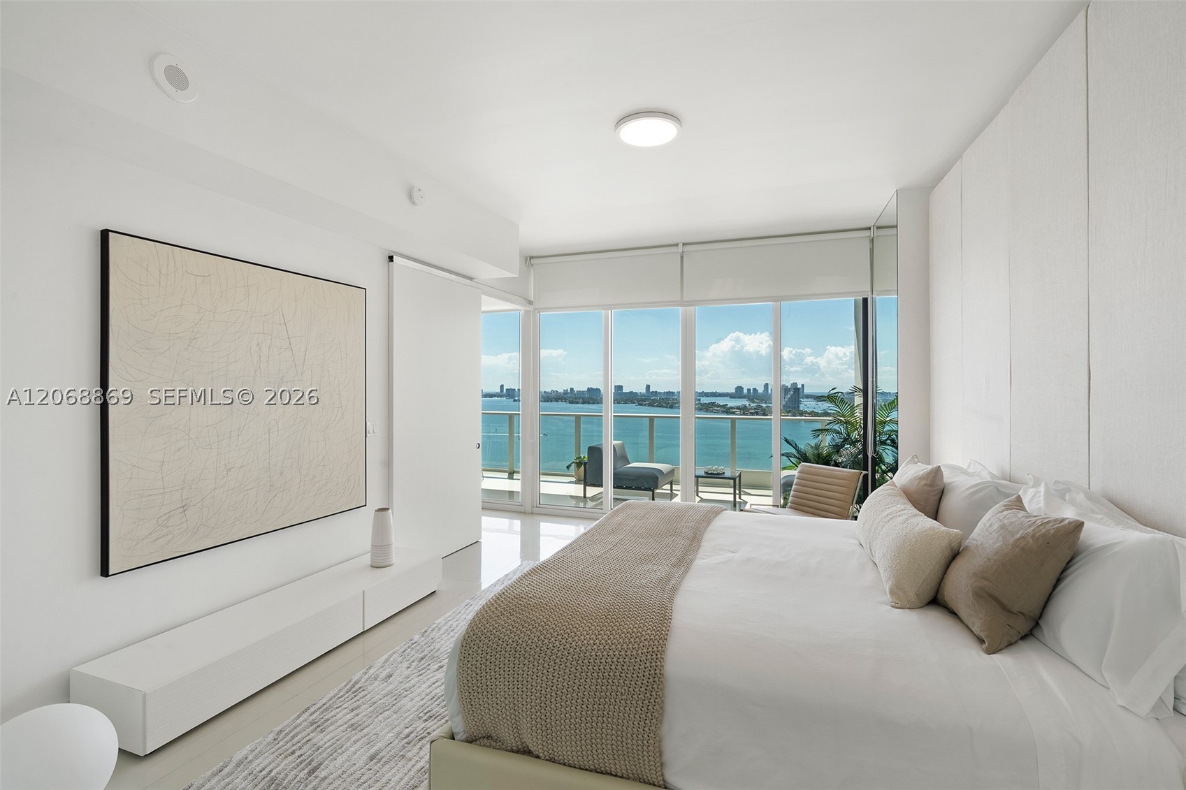 image Paramount Bay4