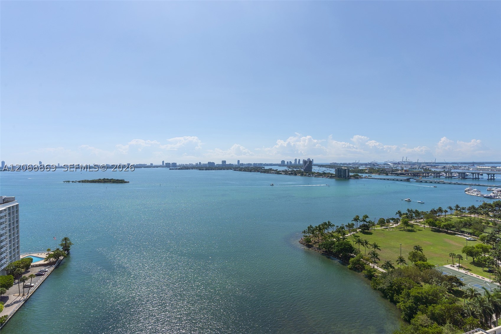 image Paramount Bay7