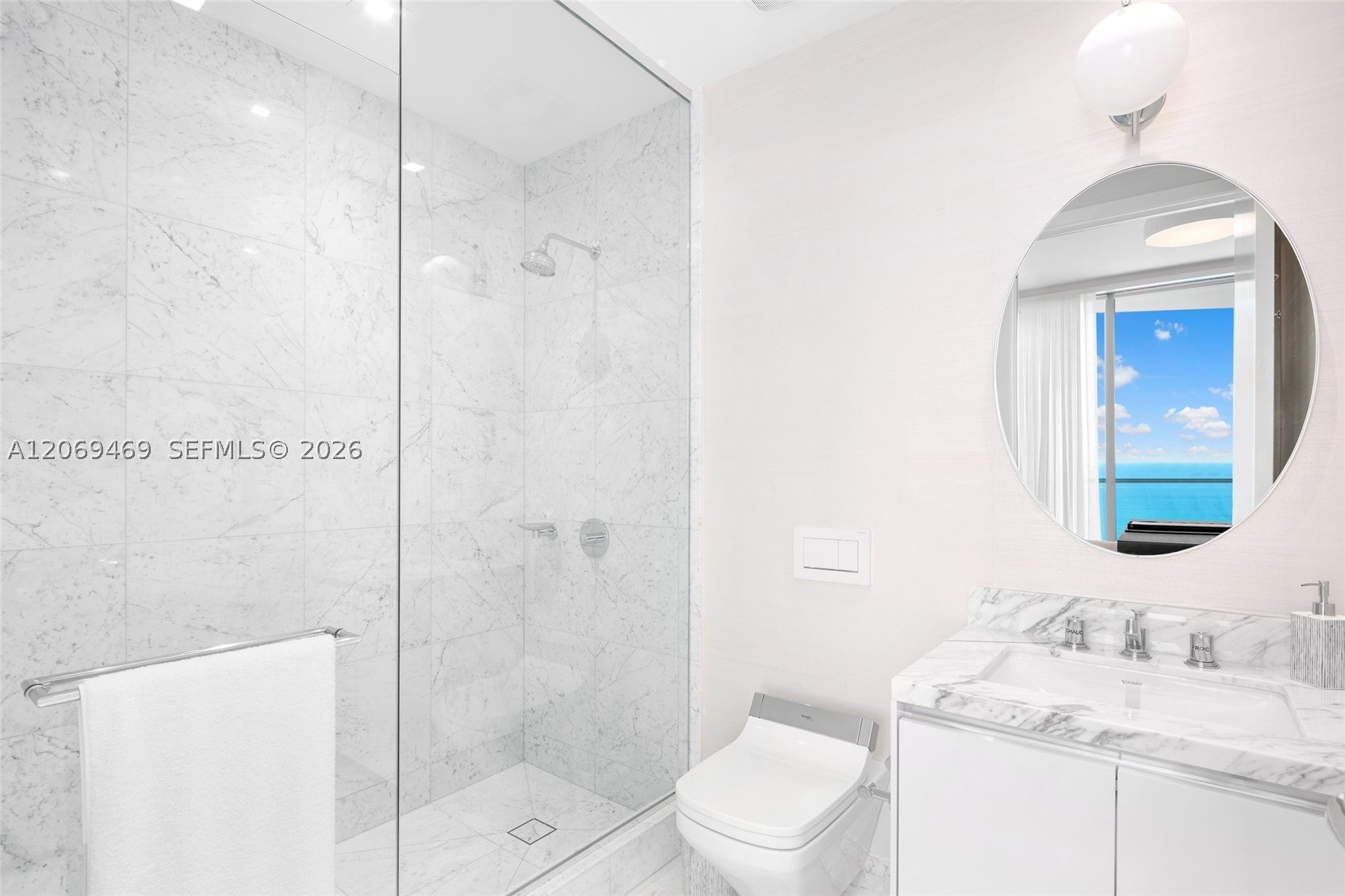 16901 Collins Ave #5305 Sunny Isles Beach, FL 33160