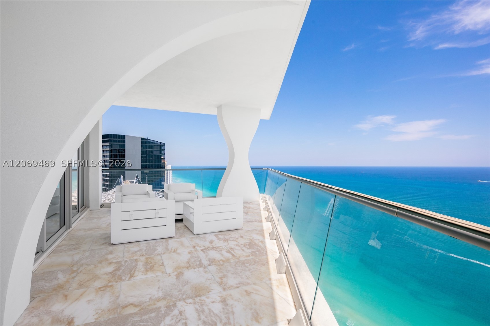 16901 Collins Ave #5305 Sunny Isles Beach, FL 33160