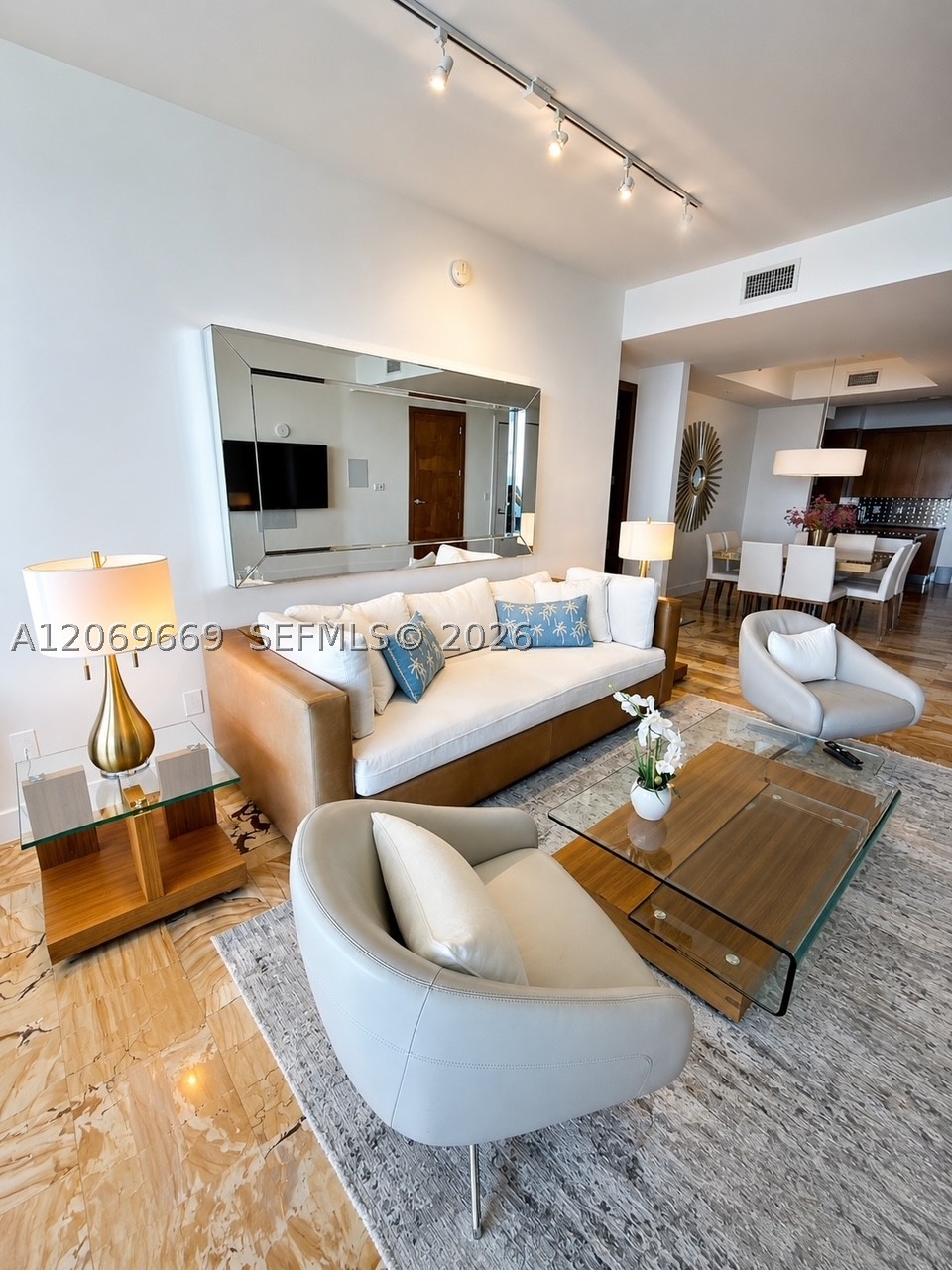 18101 Collins Ave #1807