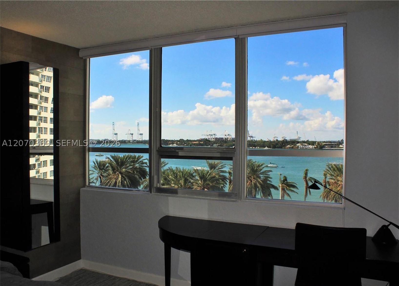 image Flamingo South Beach18