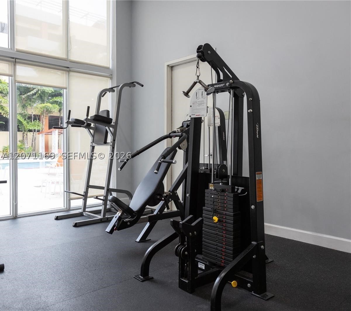 image The Venture at Aventura9