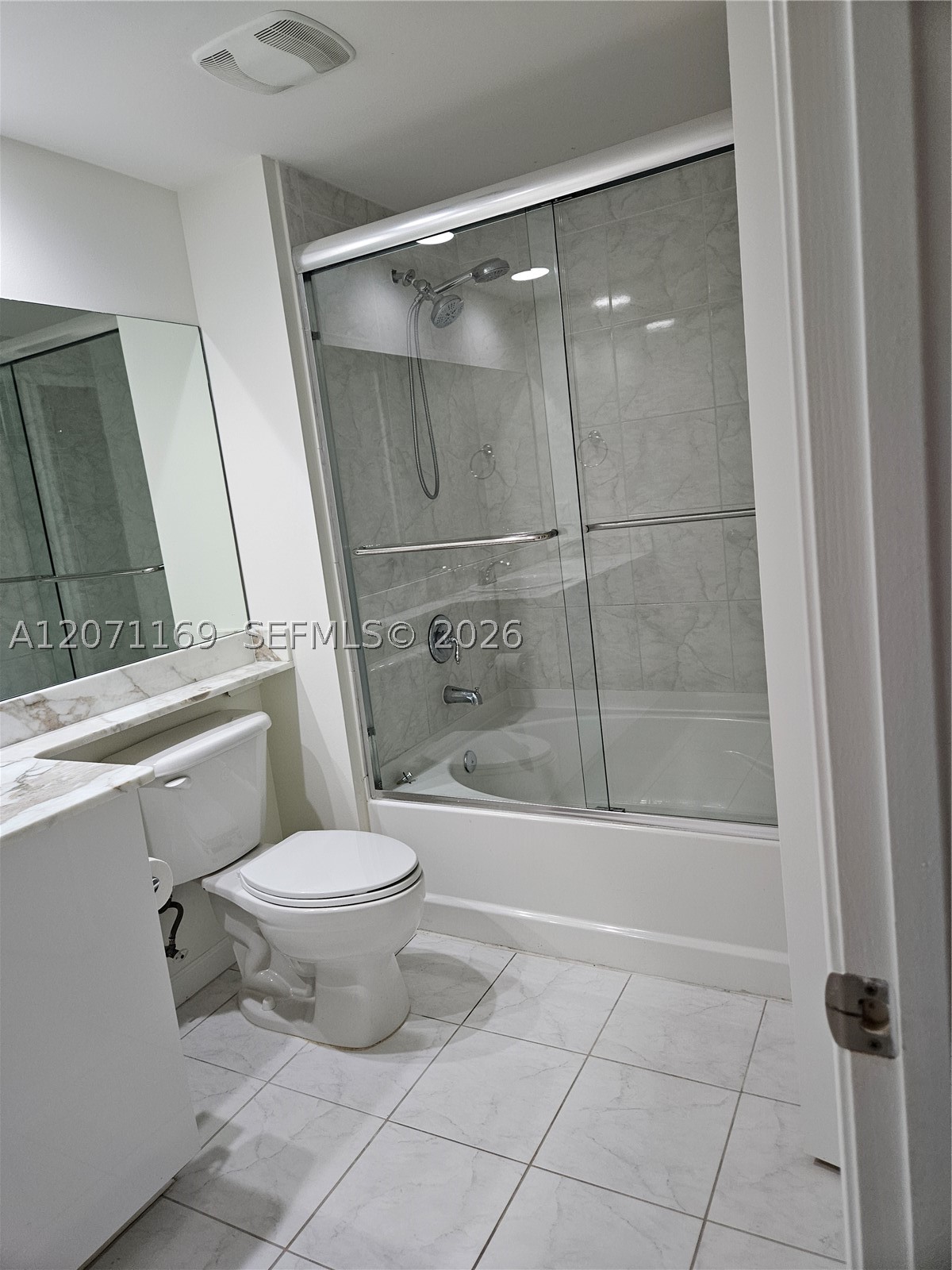 image The Venture at Aventura24