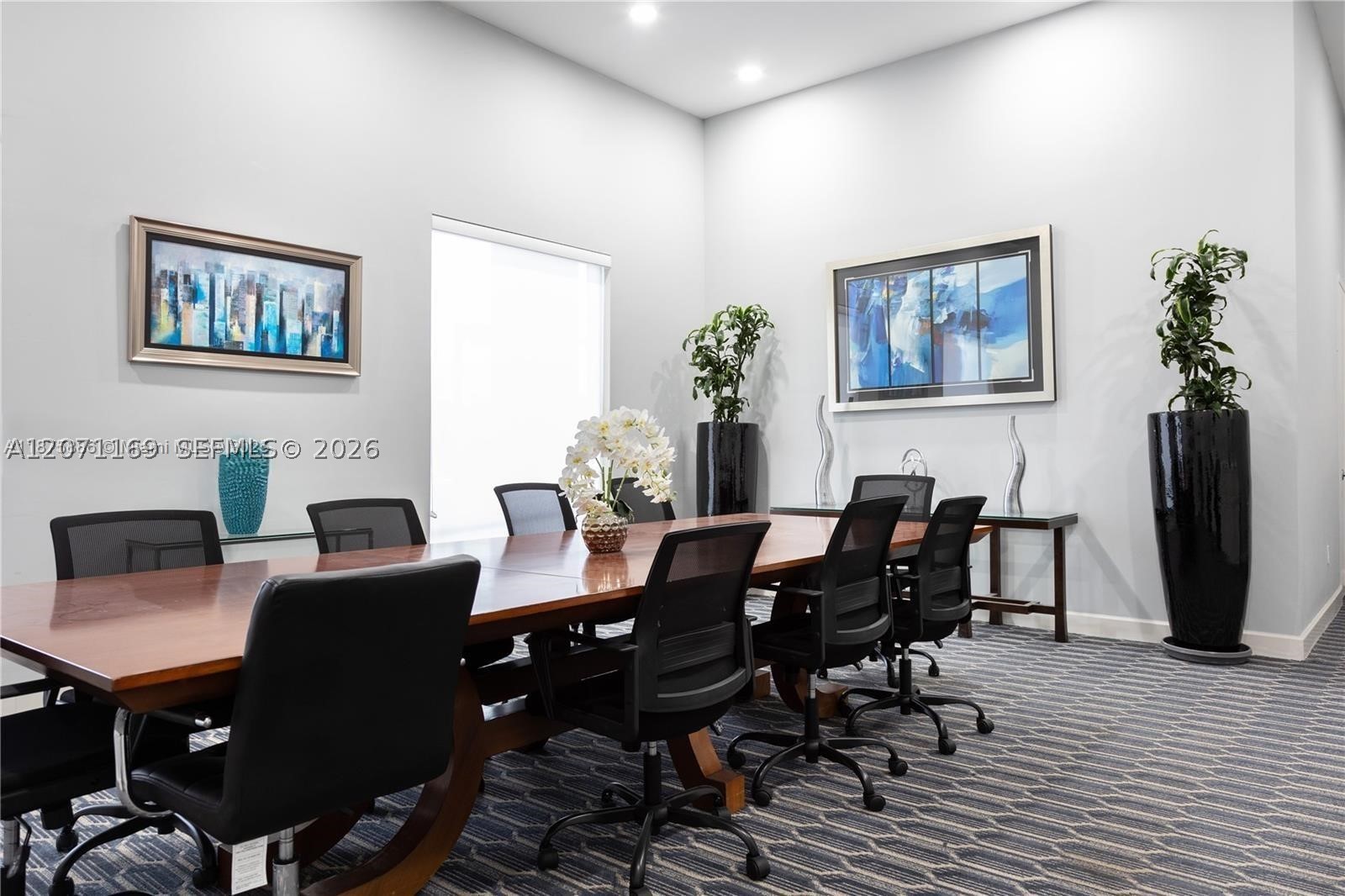 image The Venture at Aventura8