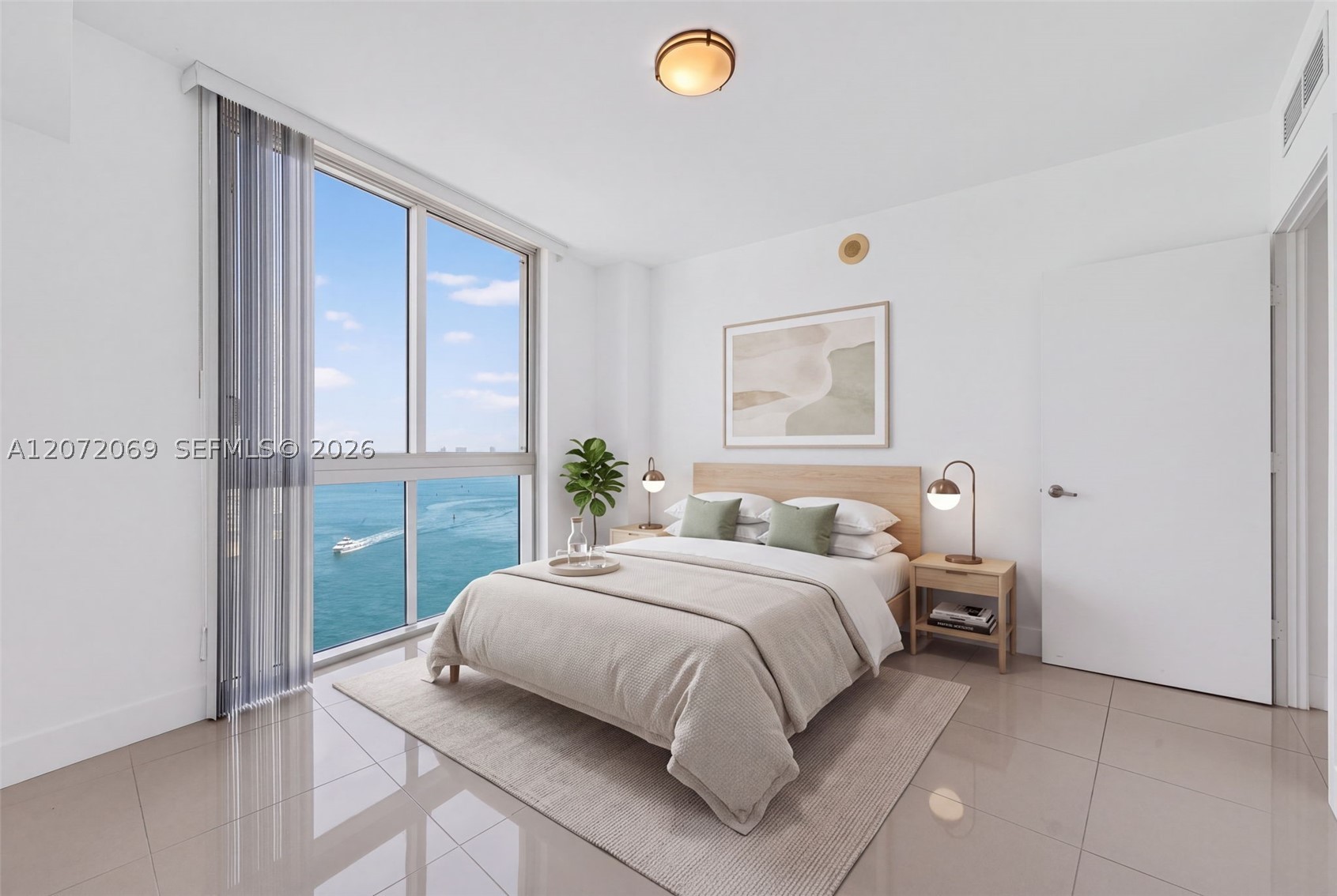 465 Brickell Ave #1602 Miami, FL 33131