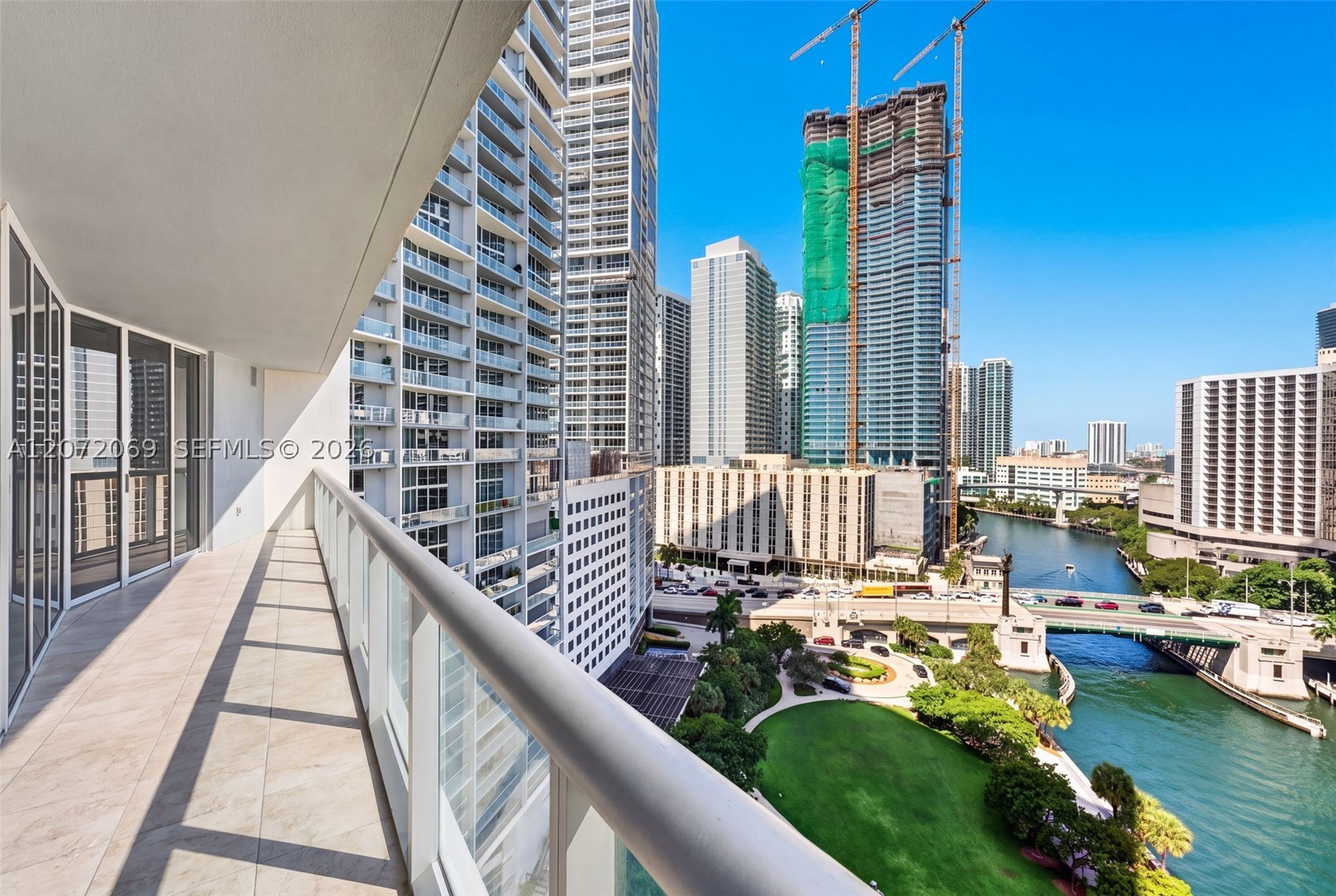 465 Brickell Ave #1602 Miami, FL 33131