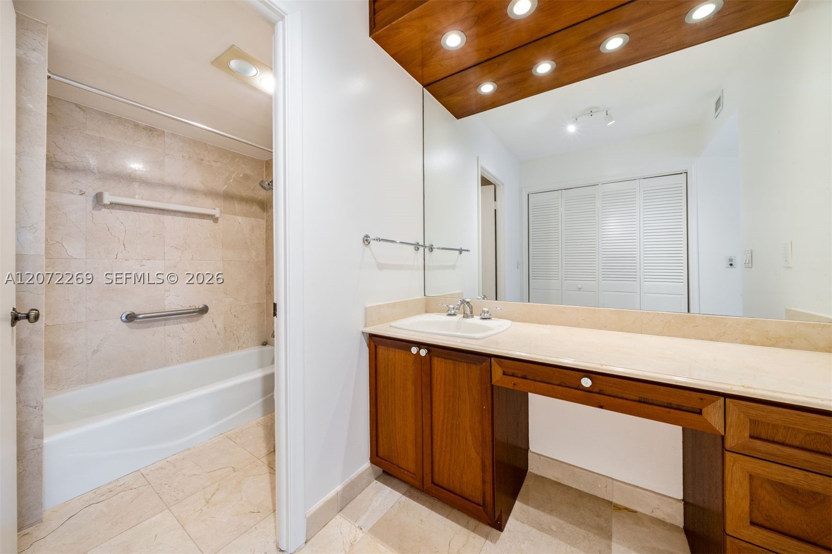 9801 Collins Ave #19H Bal Harbour, FL 33154
