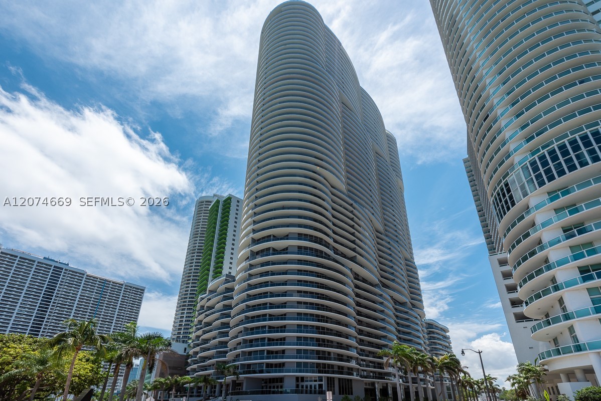 488 NE 18th St #1907 Miami, FL 33132