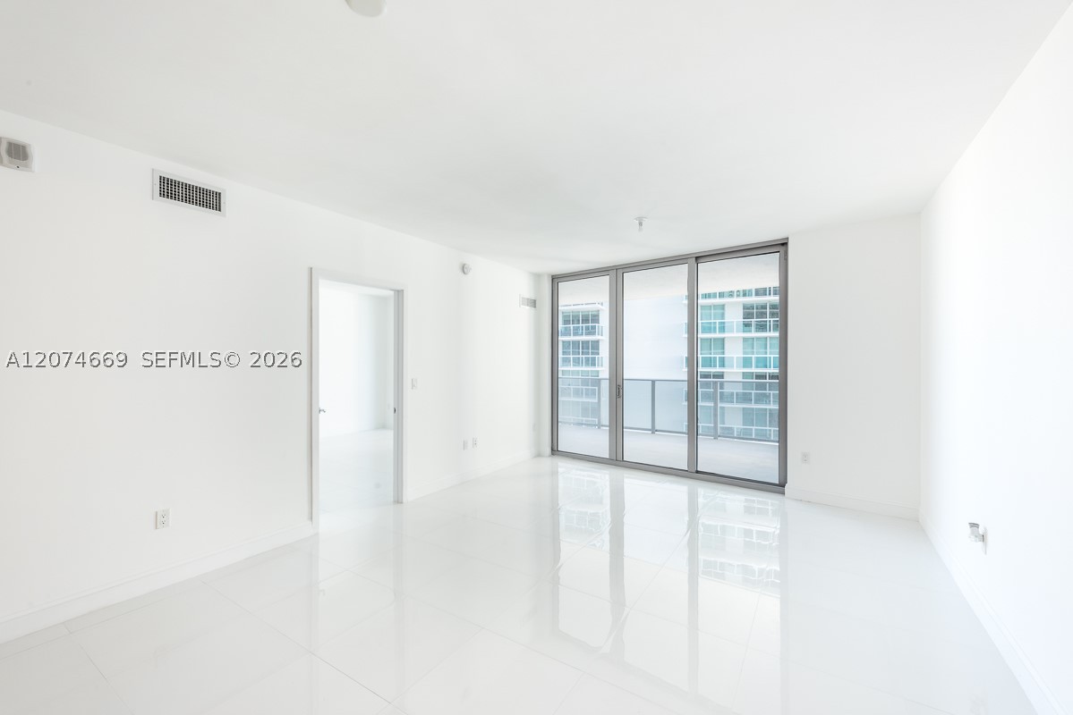488 NE 18th St #1907 Miami, FL 33132
