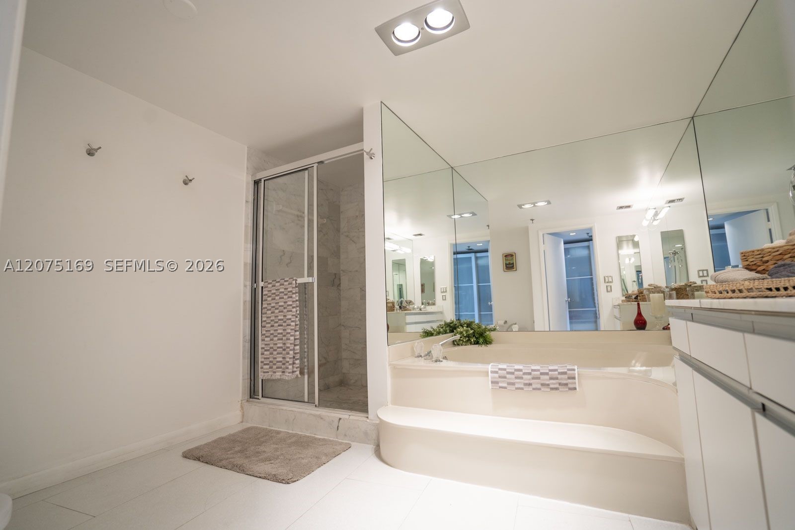 9 Island Ave #1806 Miami Beach, FL 33139