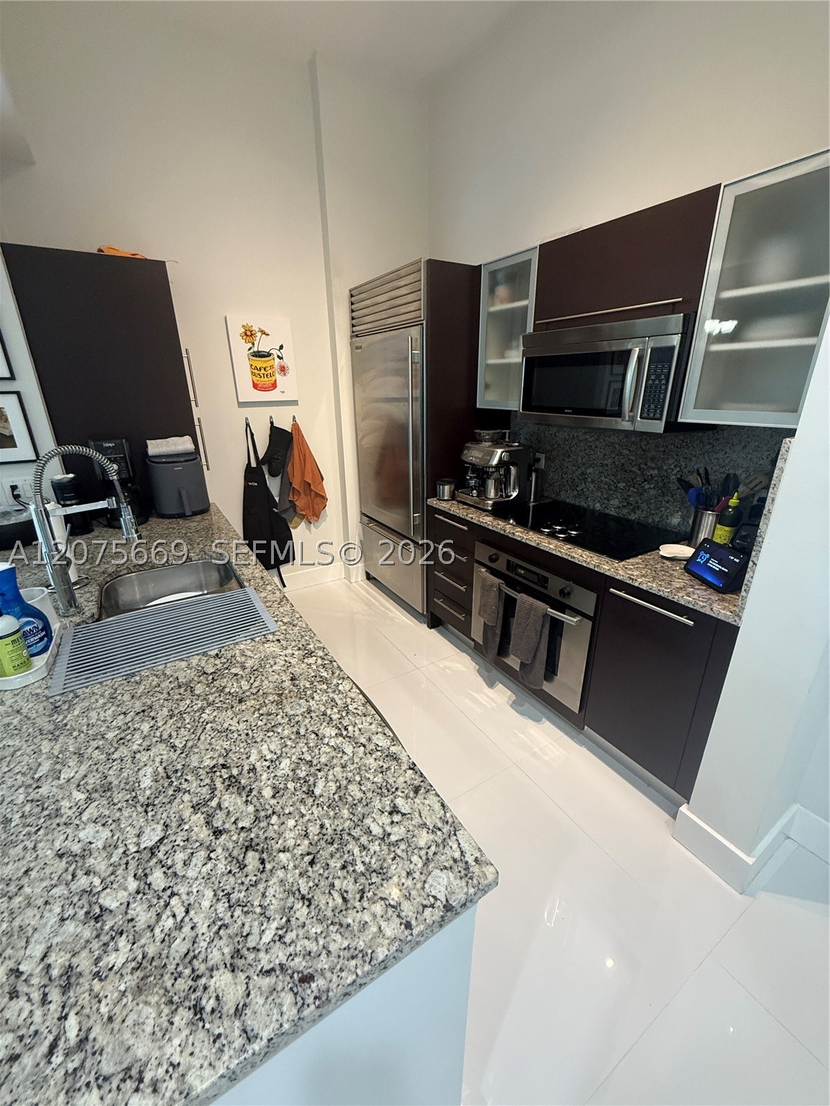 951 Brickell Ave #4105 Miami, FL 33131