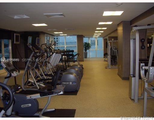 951 Brickell Ave #4105 Miami, FL 33131