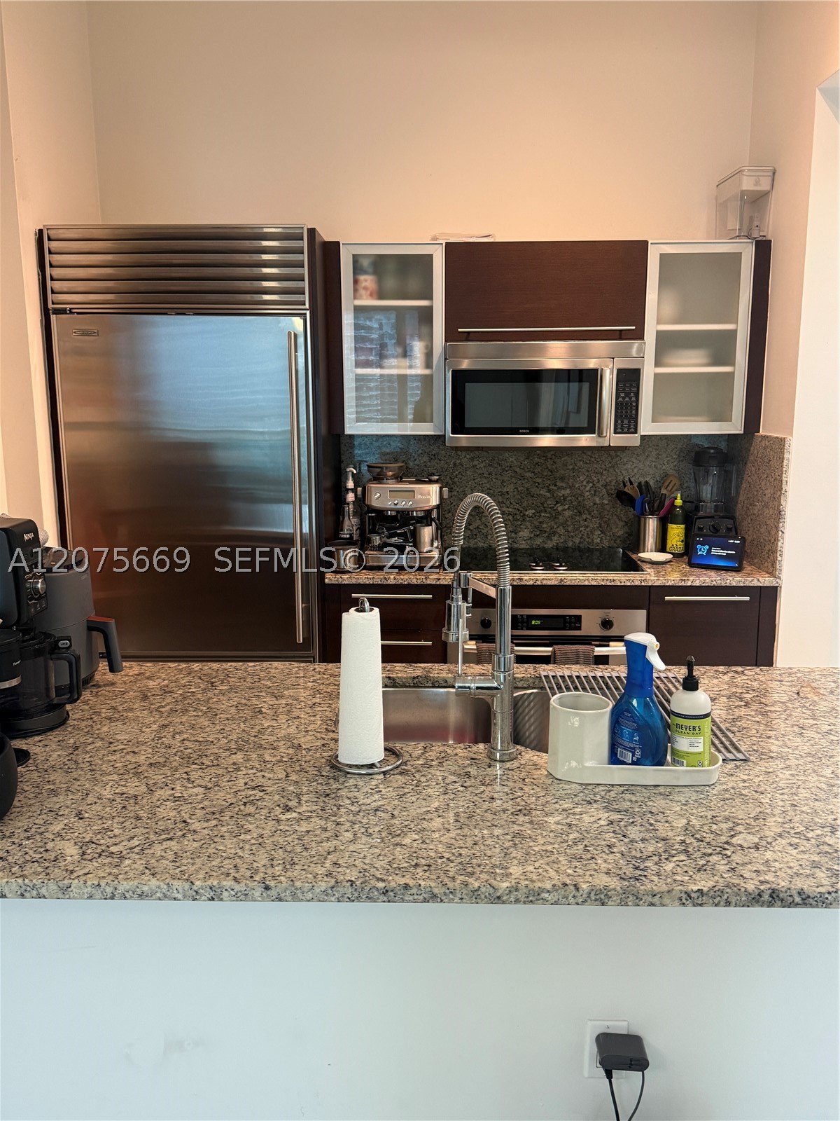 951 Brickell Ave #4105 Miami, FL 33131