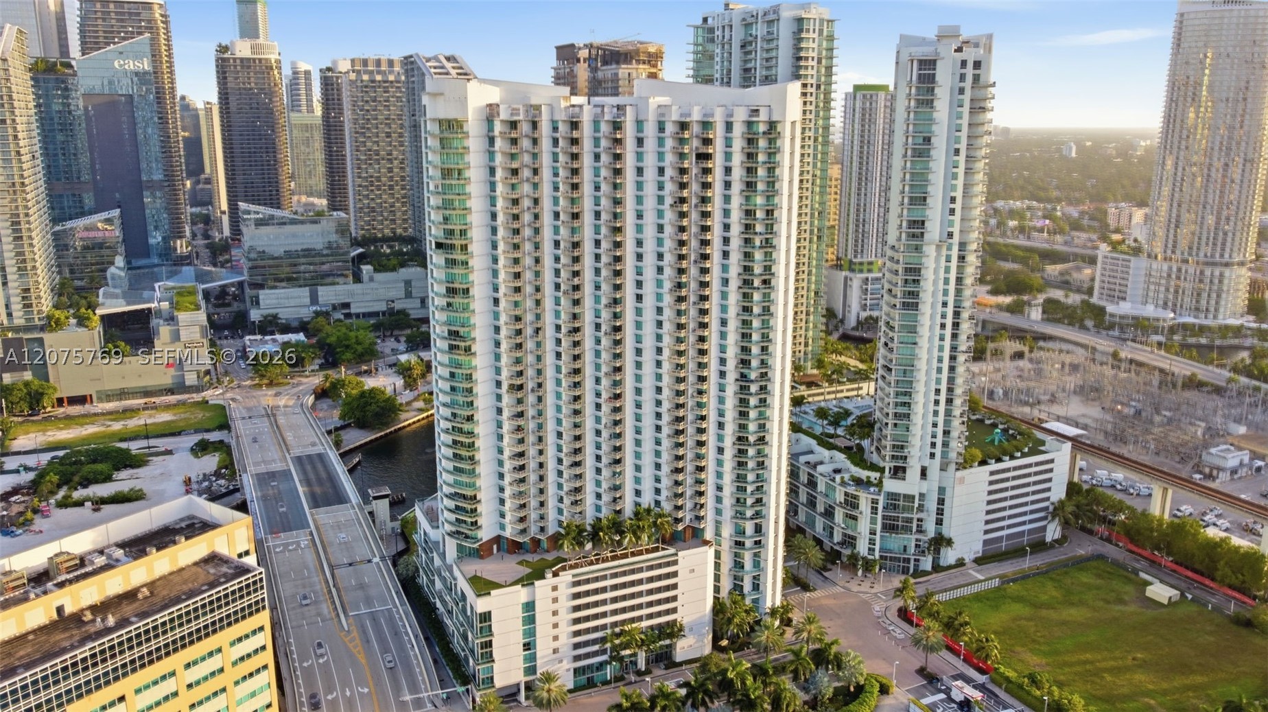350 S Miami Ave #2601 Miami, FL 33130