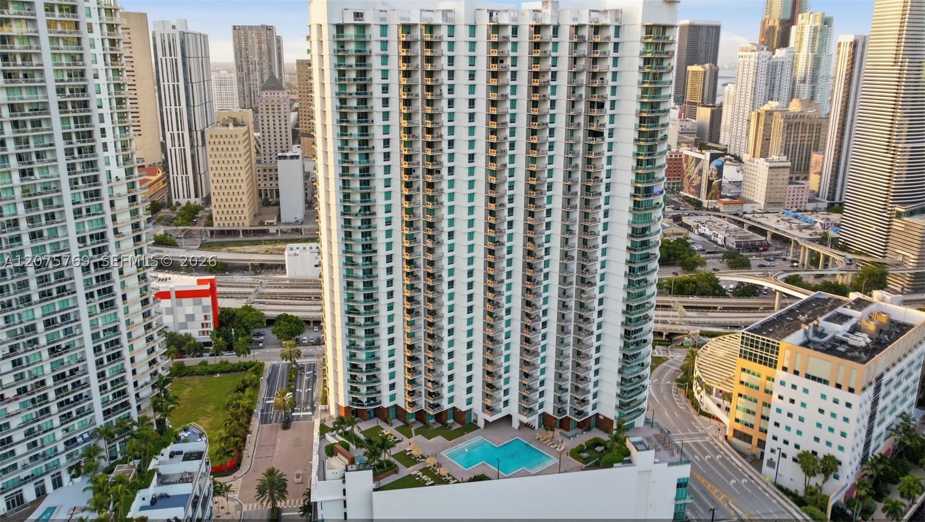 350 S Miami Ave #2601 Miami, FL 33130