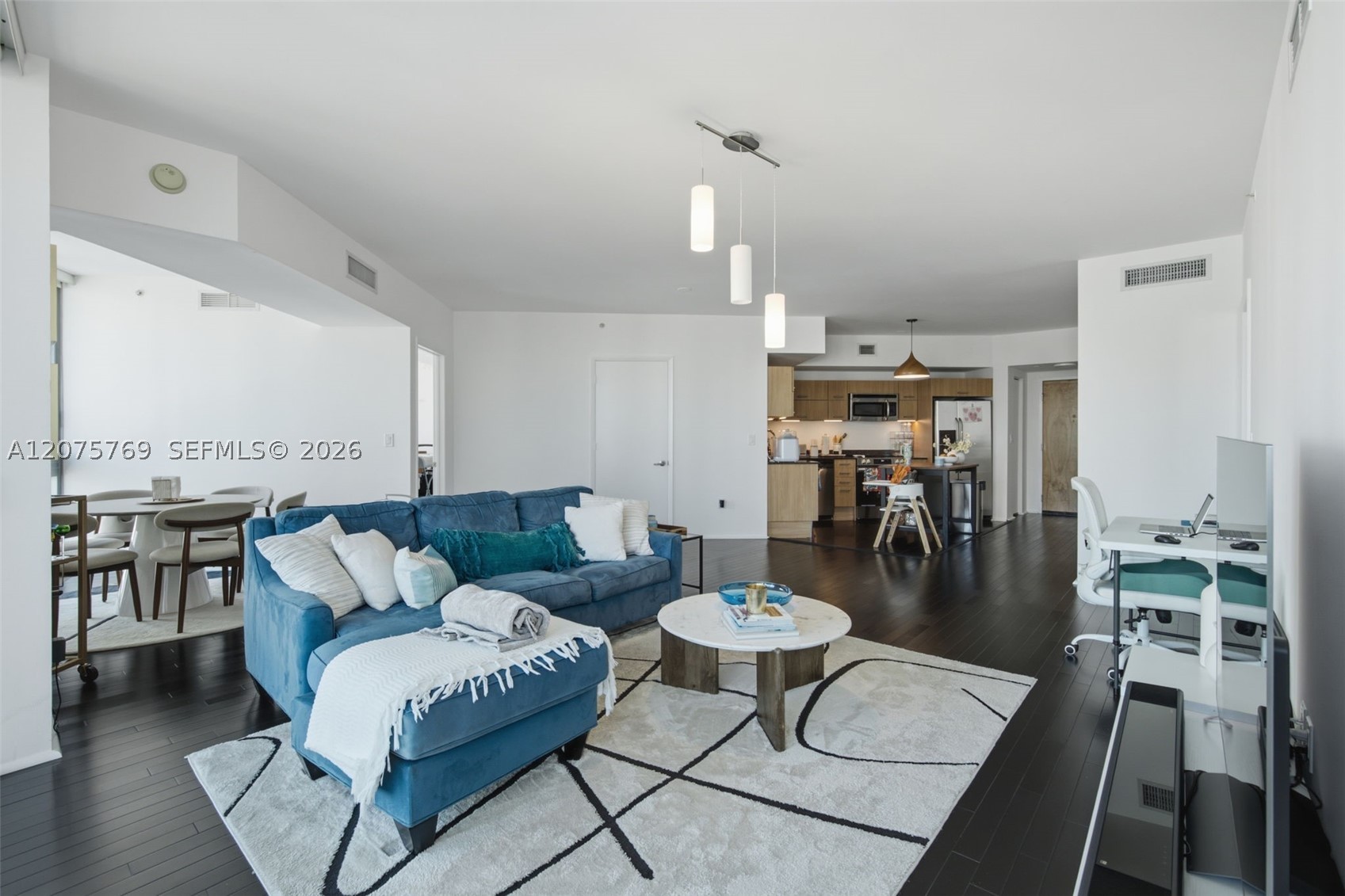 350 S Miami Ave #2601 Miami, FL 33130