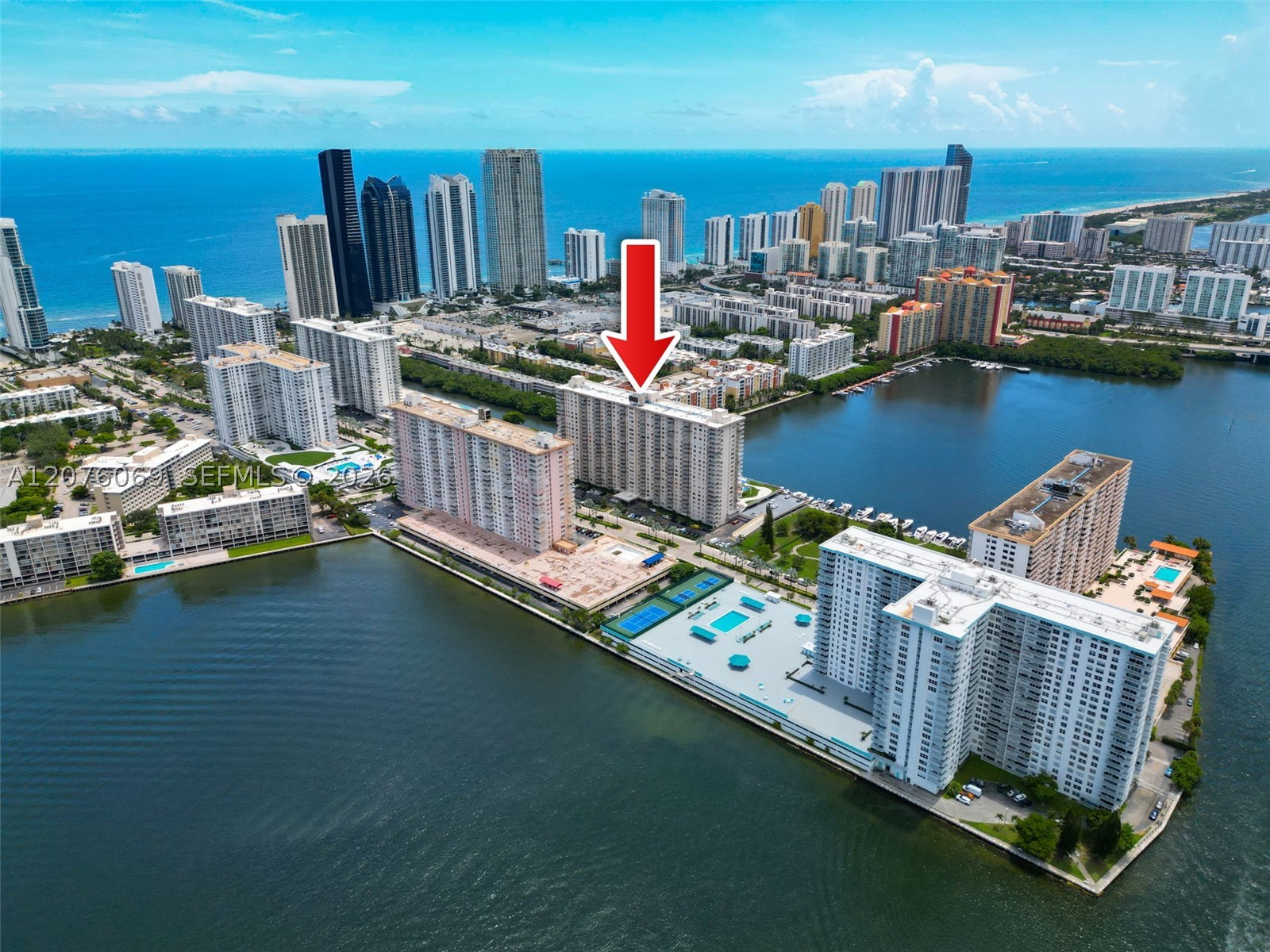 250 174th St #2304 Sunny Isles Beach, FL 33160