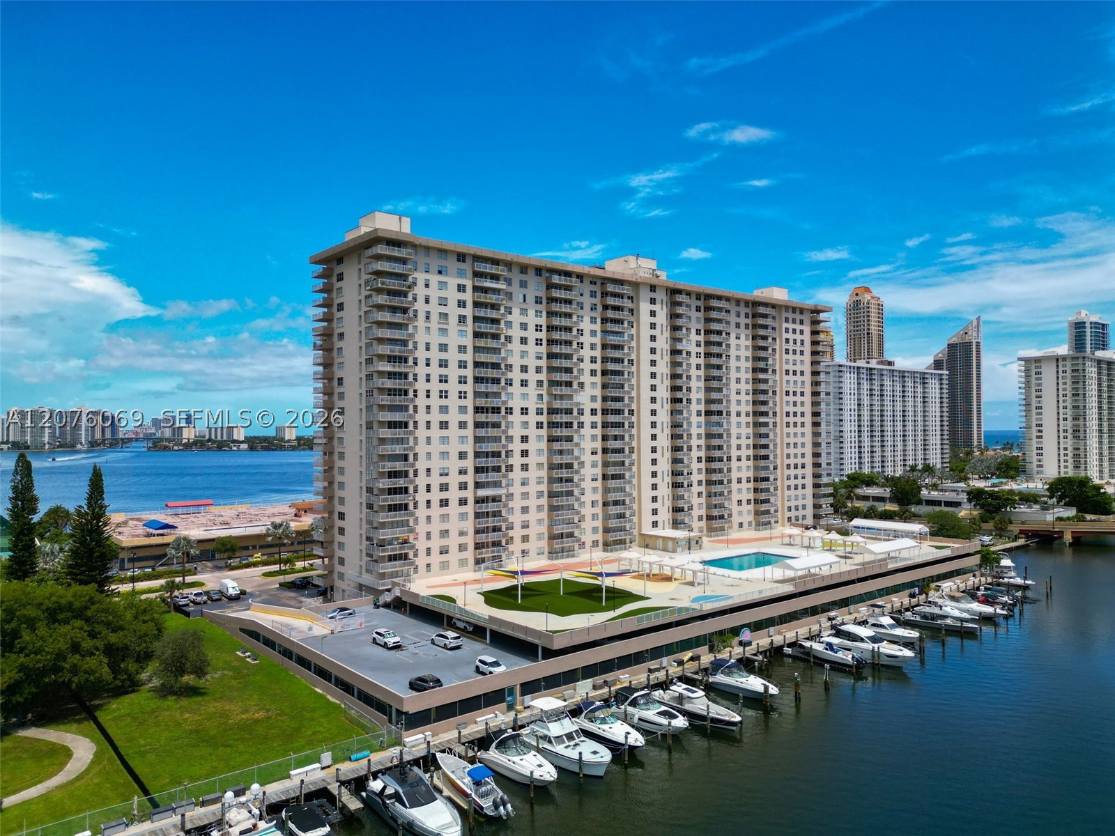 250 174th St #2304 Sunny Isles Beach, FL 33160