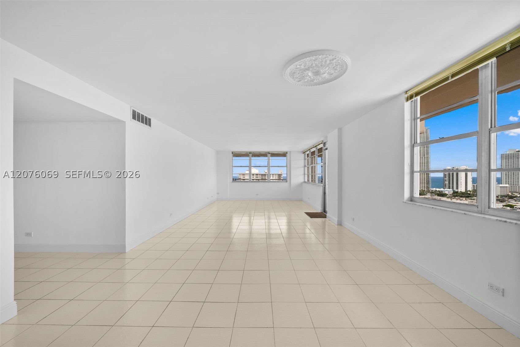 250 174th St #2304 Sunny Isles Beach, FL 33160