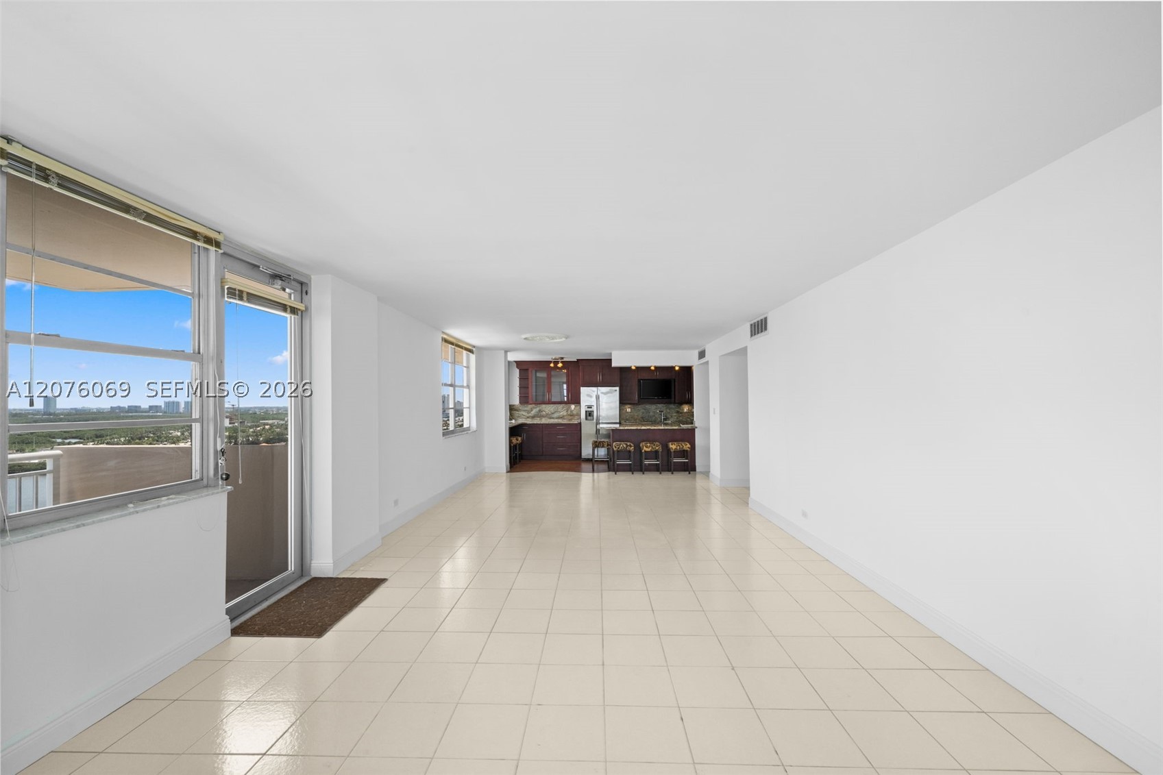 250 174th St #2304 Sunny Isles Beach, FL 33160