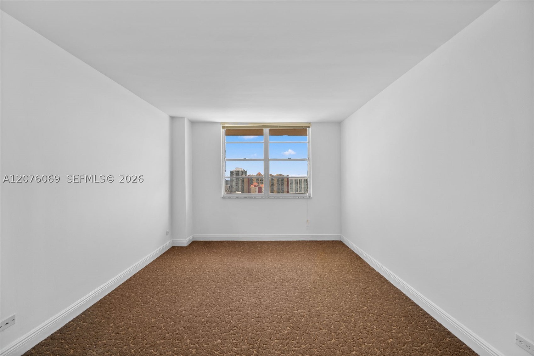 250 174th St #2304 Sunny Isles Beach, FL 33160