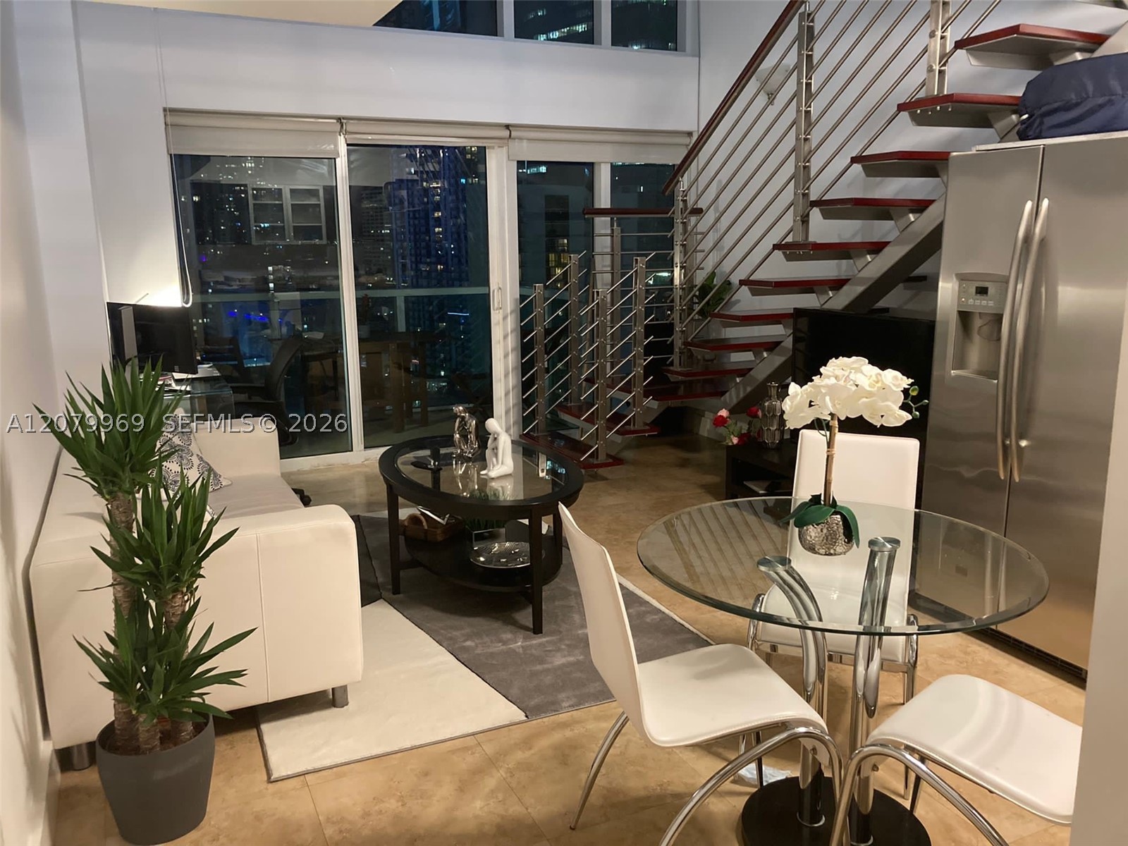 image Brickell on the River South2