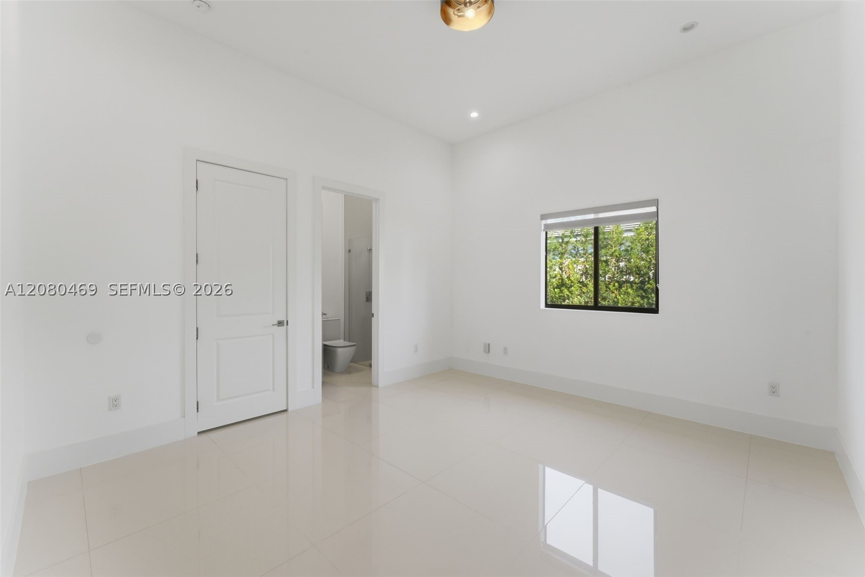 10005 SW 66th St Miami, FL 33173