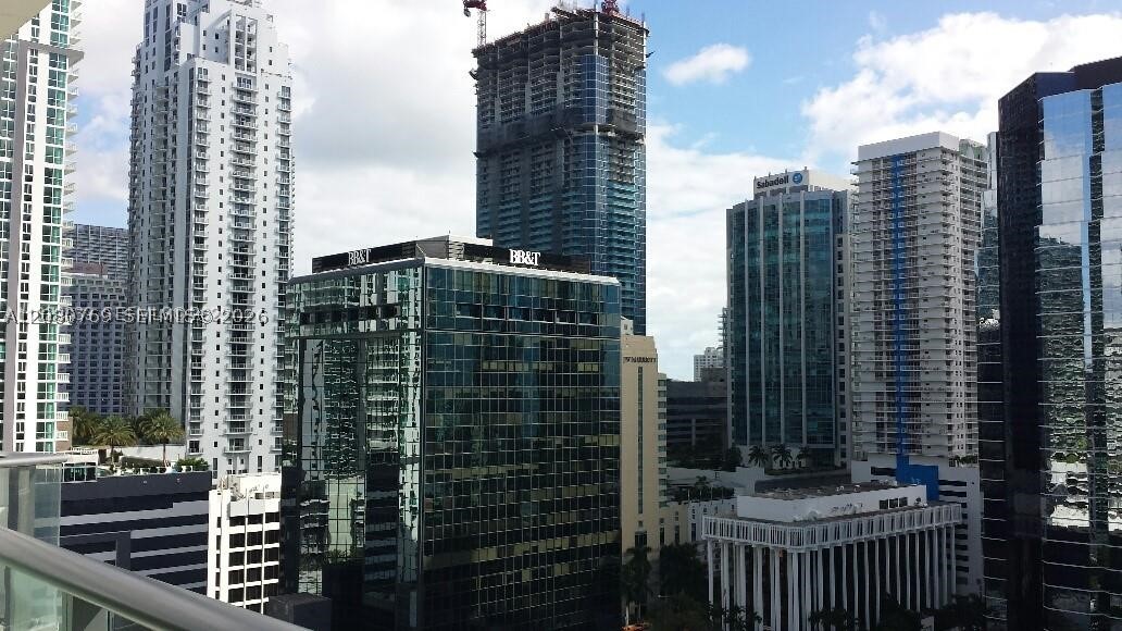 image Dua Miami0