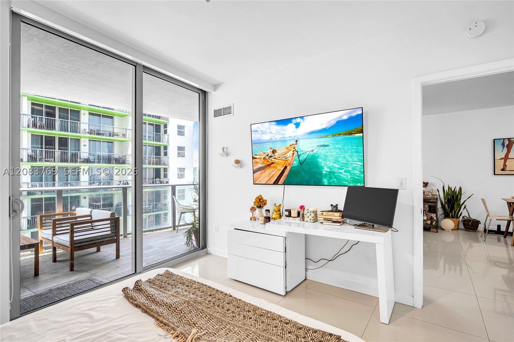 image Aria on the Bay15