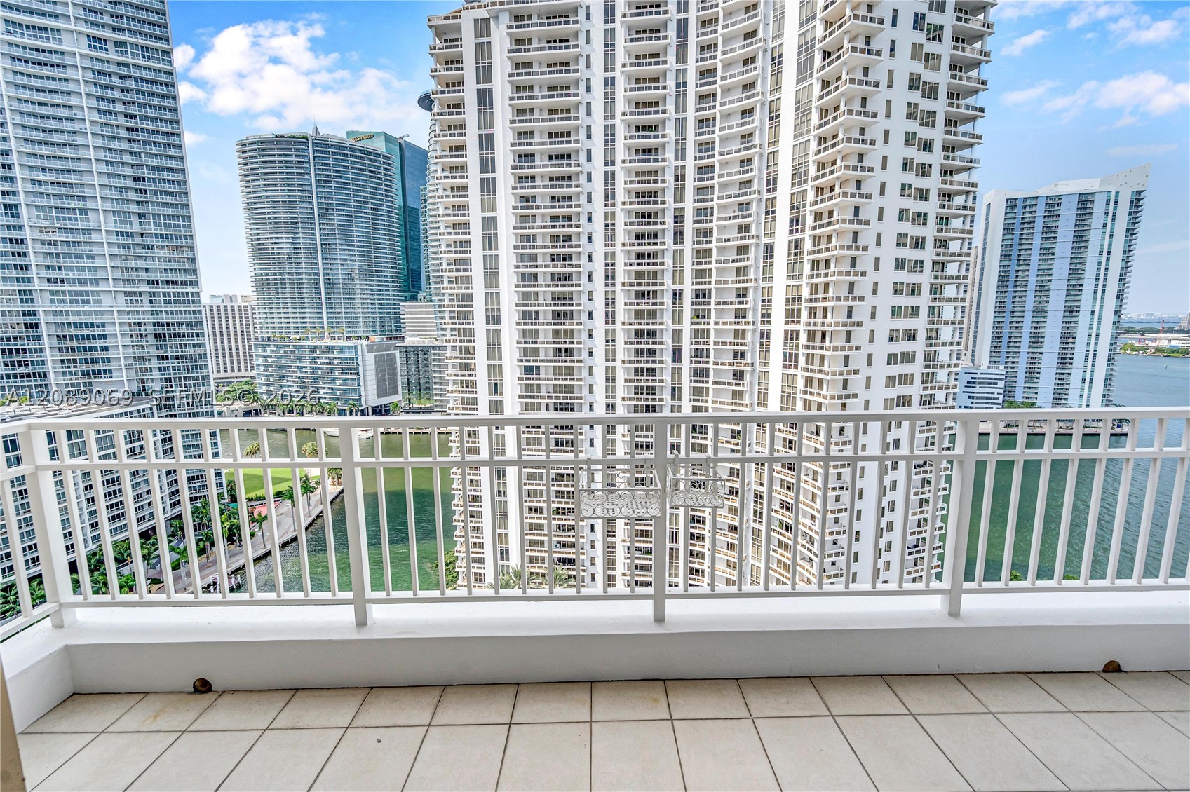 801 Brickell Key Blvd #2208