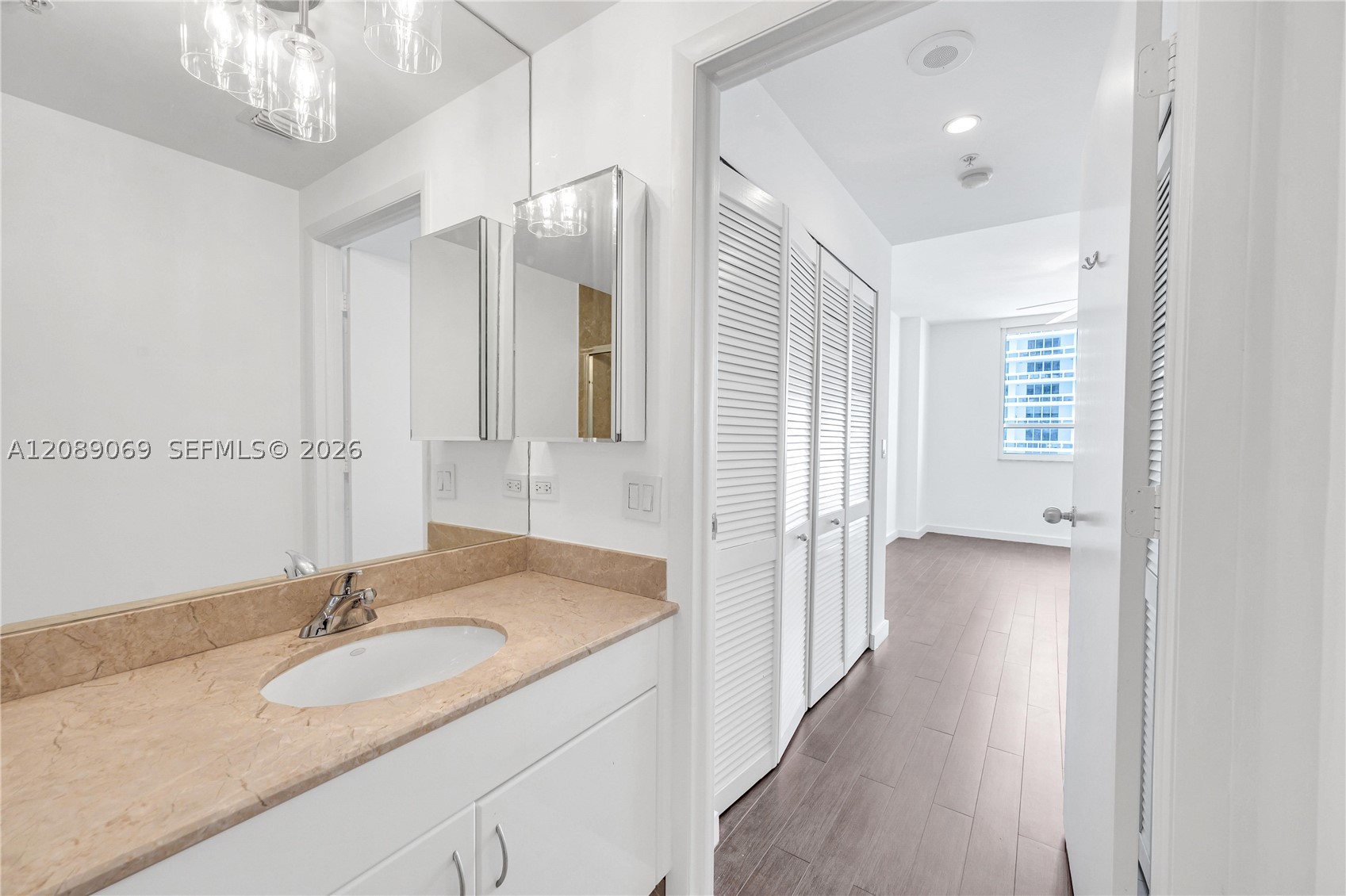 image Courts Brickell Key12