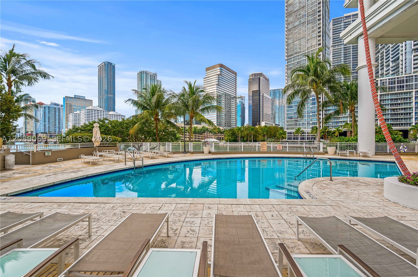 image Courts Brickell Key15