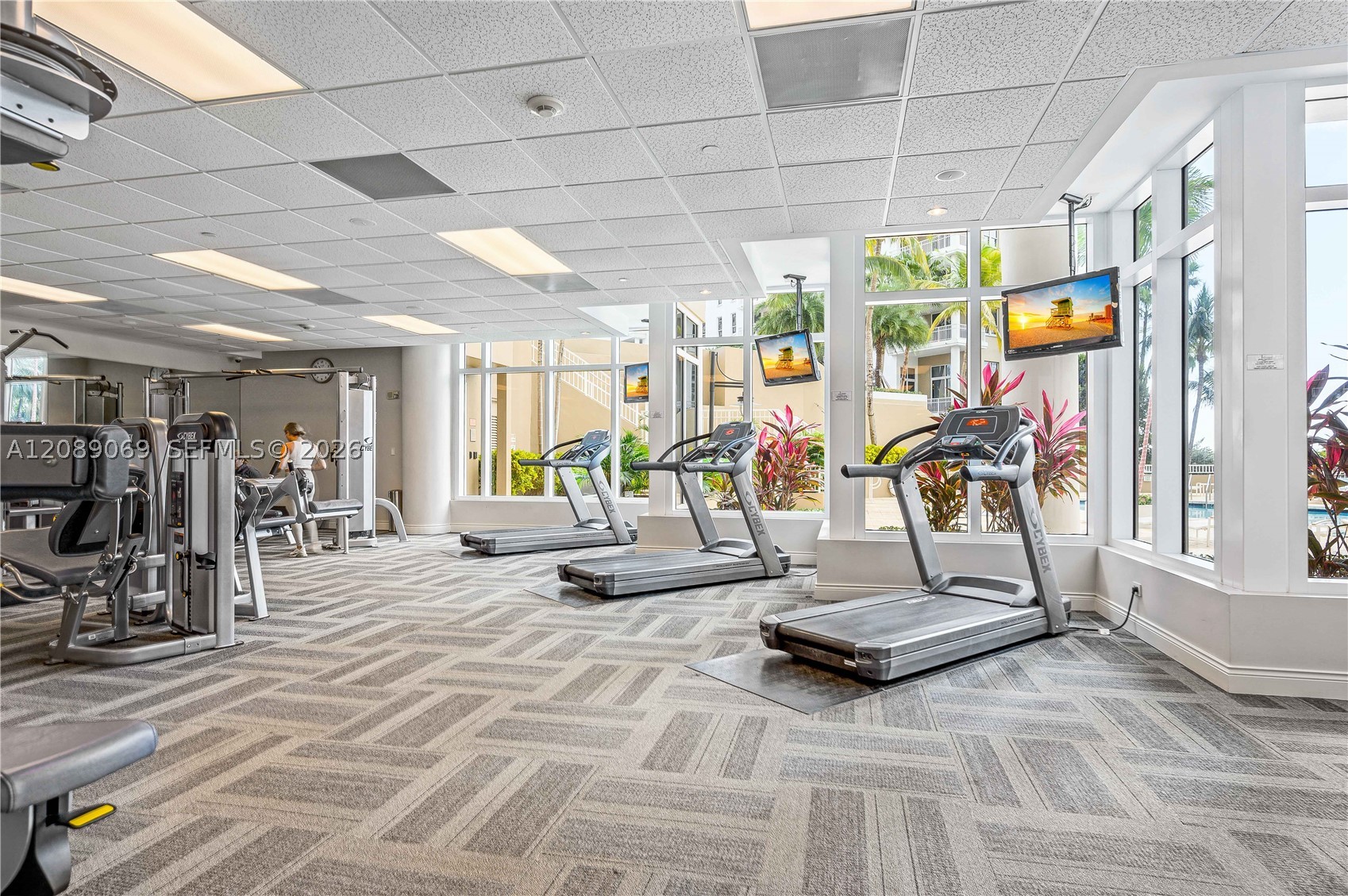 image Courts Brickell Key18