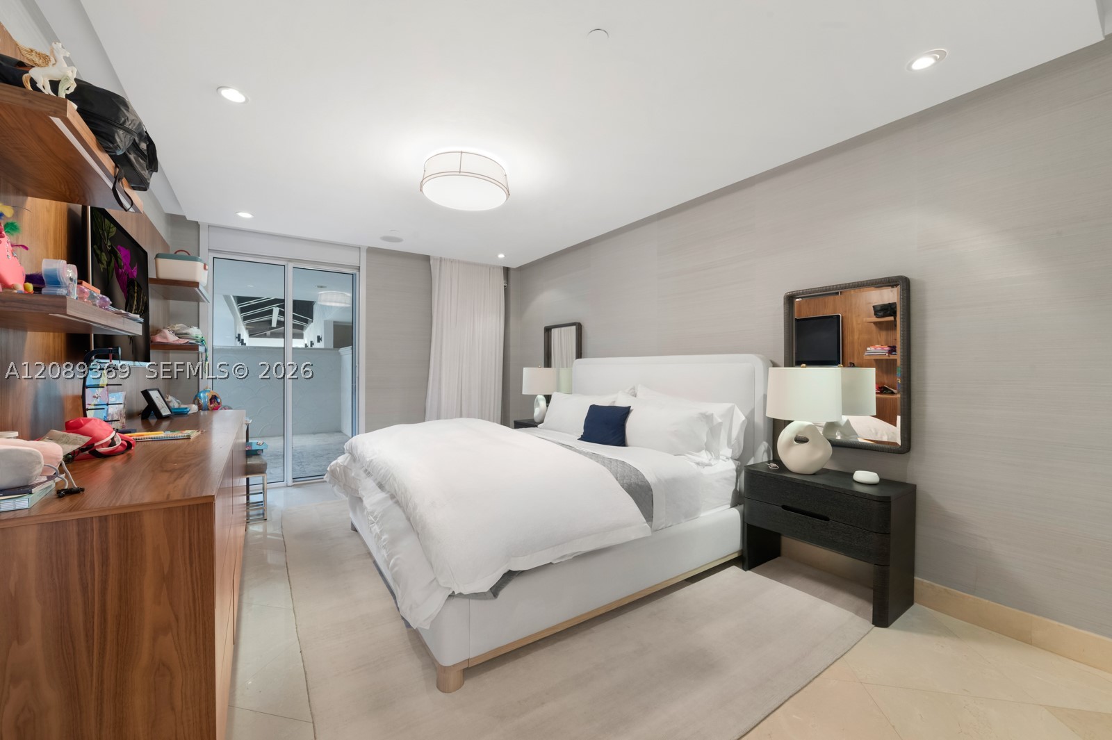 image Bayside Vilage Condo17