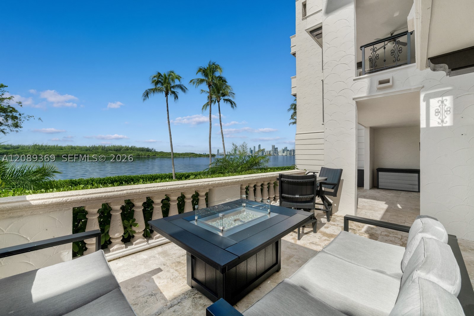 image Bayside Vilage Condo4