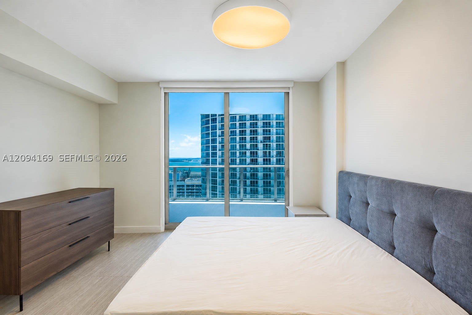 image Aria on the Bay13