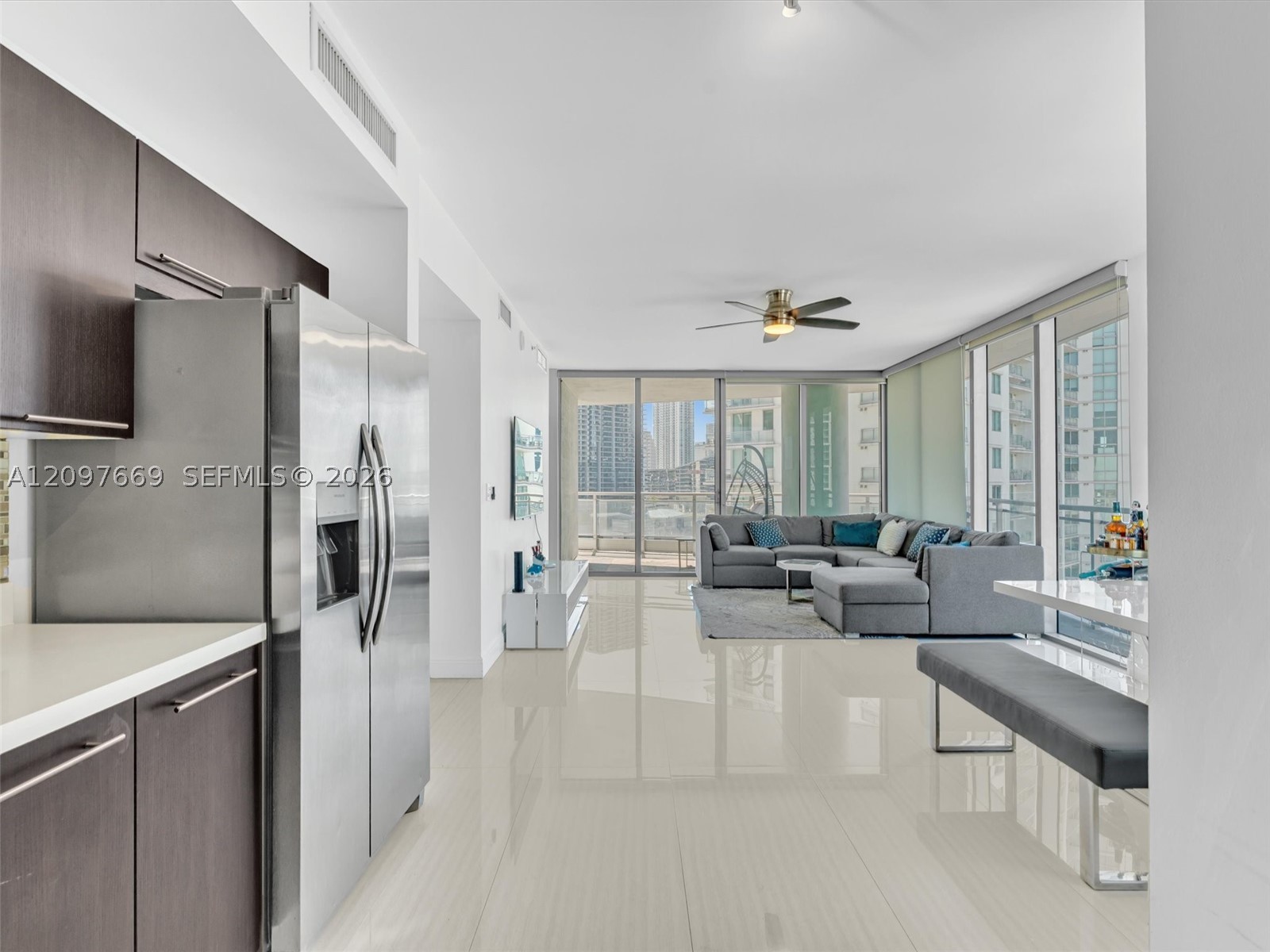 90 SW 3rd St #2013 Miami, FL 33130