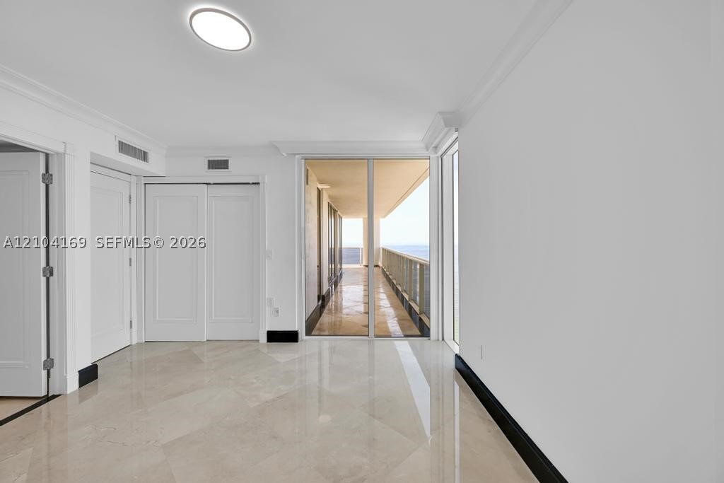 image Beach Club 131